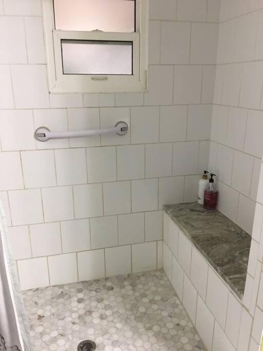 One Bed Suite Near Beaches And Downtown 萨拉索塔 外观 照片